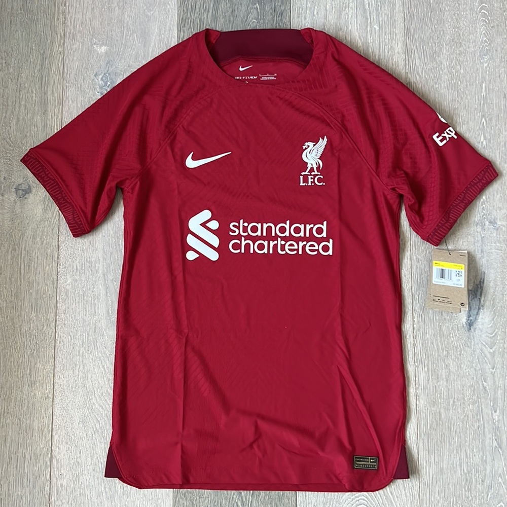 Nike - LFC - S